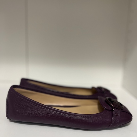 Michael Kors Plum Flats - Picture 2 of 3